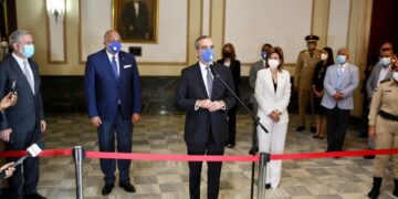 Luis Abinader afirma combate al coronavirus es la preocupación principal para los dominicanos
