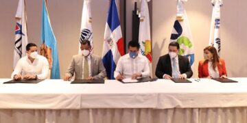 A partir del 25 de noviembre será puesto en uso el Formulario Digital para agilizar procesos en aeropuertos del país