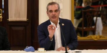 Presidente Abinader asistirá a la toma de posesión del gobernador puertorriqueño