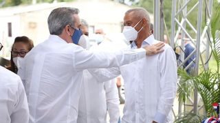 Presidente Abinader deja en funcionamiento nuevas áreas del Hospital Cabral y Báez en Santiago