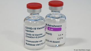 La EMA aprueba la vacuna de AstraZeneca para mayores de 18 años