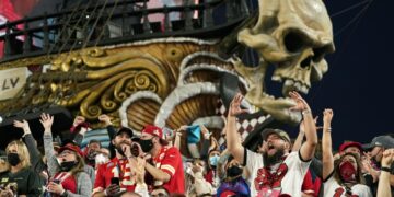 Celebraciones por el Super Bowl violan normas contra COVID