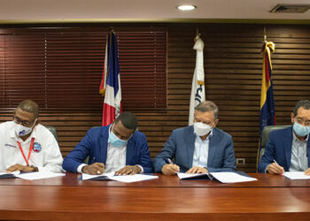 Refidomsa y sindicato firman histórico pacto colectivo en beneficios de los trabajadores