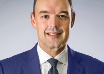 Senador José del Castillo denuncia adenda 4 para Monte Grande no pasó por el Congreso