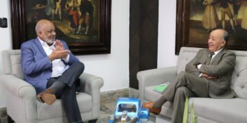 Roberto Fulcar se reúne con el secretario ejecutivo del CECC/SICA, Carlos Staff Sánchez