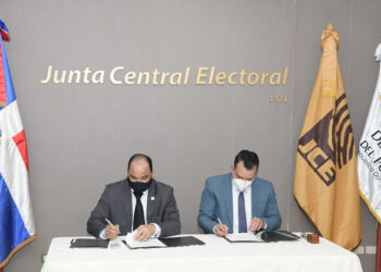JCE y el Defensor del Pueblo firman acuerdo interinstitucional