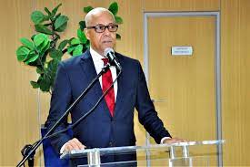 ADOCCO pide se investigue  al  senador Alexis Victoria Yeb