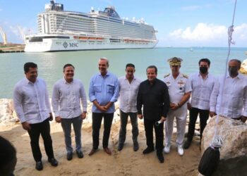 Presidente encabeza apertura puerto Taíno Bay en Puerto Plata