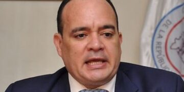 Colegio de Abogados califica de calumnioso e inconstitucional declaratoria de desacato contra Presidente