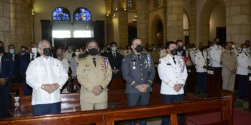 Politur  garantiza  seguridad en zonas turísticas del país