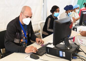 En últimas 24 horas las autoridades de salud indican que en el país resultaron positivas SARS-CoV-2, 5,201 personas y cero muertes reportadas