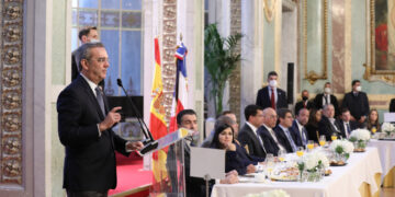 Presidente Abinader: «es responsabilidad de todos seguir impulsando el turismo como la gran locomotora que llevará a RD por el desarrollo social y económico»