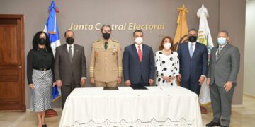 JCE y Ministerio de Defensa acuerdan salvaguardar identidad de los miembros FF. AA