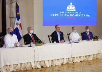 Gobierno cierra el 2021 sin nuevas cuentas por pagar por primera vez en 16 años; disminuye deuda consolidada de 69.5 a 63%