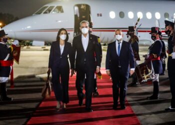 Presidente Abinader sostendrá reuniones de negocio con empresarios y firmará acuerdos en Argentina