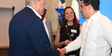Participantes en el congreso Les Entreprises du Voyage feliz  con RD