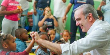 Presidente deja iniciados trabajos construcción entrada Samaná con inversión de 300 millones