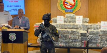 DNCD ocupa 359 paquetes presumiblemente de cocaína y arresta dos personas en Barahona