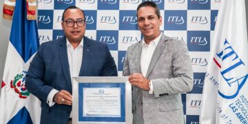 INDOCAL entrega renovación de la certificación ISO 9001:2015 al ITLA
