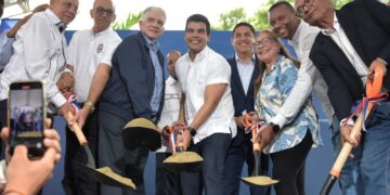 Wellington Arnaud, director del INAPA, deja iniciados trabajos acueducto de Navarrete, tras 20 años de luchas sociales 