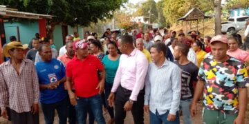 Habitantes de Bayaguana demandan reconstrucción de carreteras y terminación de obras abandonadas