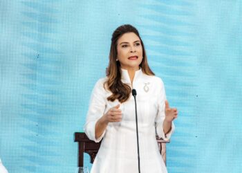 Carolina Mejía: “El Bienestar logrado en SD no puede retroceder” 