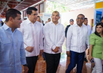 Ministro Collado anuncia la estrategia para convertir a RD en un destino amigable al medio ambiente
