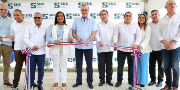 Presidente Abinader inaugura reconstrucción de la carretera de acceso a la presa de Rincón, remozamiento del CPN El Verde y helipuerto