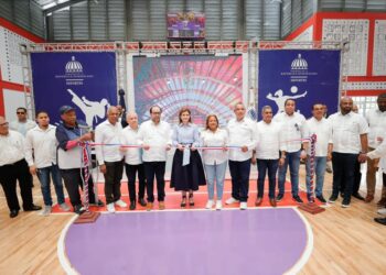 Vicepresidenta entregó diversas obras en el Distrito nacional y seis provincias este viernes, sábado y domingo