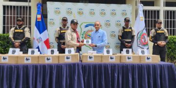 Gobierno amplia proyecto de uso de cámaras corporales en la DNCD