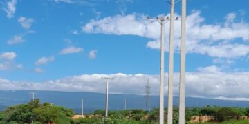 Edesur electrifica puerto turístico de Cabo Rojo, e ilumina centro de Pedernales con 300 luces Led
