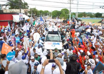 Abinader finaliza recorrido fin de semana este domingo con concentración en Ocoa y marchas caravanas, en Bani y San Cristóbal