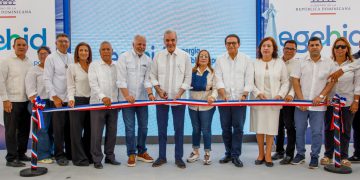 Presidente Abinader inaugura carretera Carrizal–La Piedra–La Guázuma
