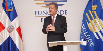 Leonel impulsa desde Europa una agenda de pensamiento y cooperación