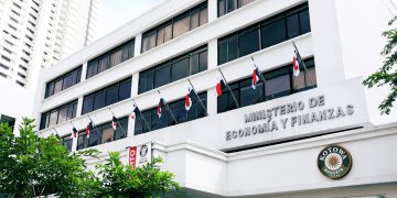 Panamá impulsa nuevo régimen fiscal sobre rentas pasivas extranjeras y sustancia económica