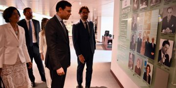 Ministro de Cultura sostiene encuentro estratégico con el director general de la Unesco