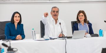 Presidente Abinader encabeza Consejo de Ministros en Santiago
