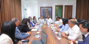 Diputados socializan con funcionarios de Medio Ambiente proyecto de ley sobre Cambio Climático en RD