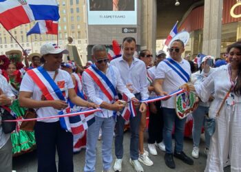 Milano vive histórica Parada Dominicana en Italia 2026