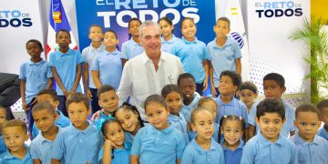 Presidente Abinader inaugura la Escuela Básica José Valentín Pérez Castro, en La Noriega