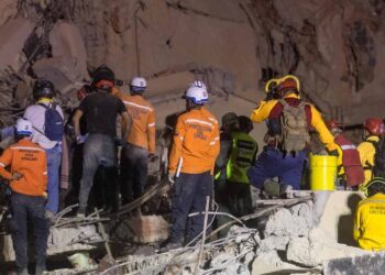 Sube a 589 la cifra de muertos y 2,980 heridos por terremotos en Venezuela