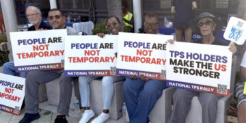 Haitianos en Miami viven con incertidumbre ante el inminente fin del TPS