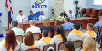 INFOTEP y PROCIGAR apuestan por el talento local con la graduación de 127 nuevos tabaqueros