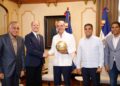 Presidente Abinader recibe en el Palacio Nacional a altos ejecutivos de la FIBA y del Comité Organizador de Santo Domingo 2026