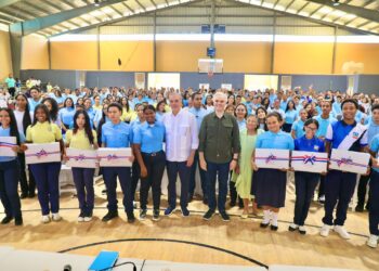 Presidente Abinader destaca que el desarrollo de Montecristi con el puerto de Manzanillo es clave para el presente y futuro de la juventud