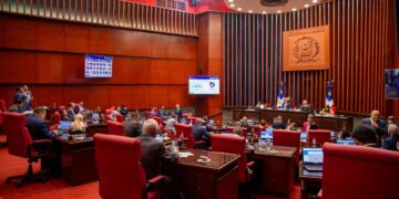 En maratónica sesión, el Senado aprueba en primera lectura reformas a Ley Orgánica de la Policía Nacional