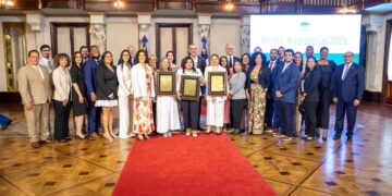 Presidente Abinader entrega Medalla al Mérito Magisterial 2026 y reconoce el aporte de docentes al desarrollo del país