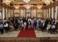 Presidente Abinader recibe a estudiantes de origen dominicano destacados en el extranjero