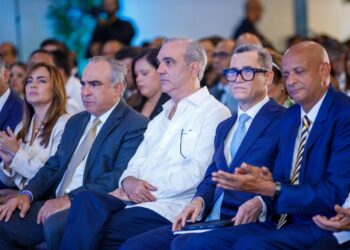 Gobierno entrega 1,087 certificaciones y reconoce a empresas por fortalecer la seguridad y salud en el trabajo