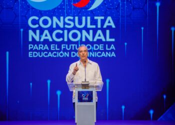 Presidente Abinader recibe informe de la Consulta Nacional sobre el Futuro de la Educación con aportes de más de 7,000 participantes